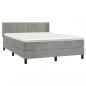 Preview: Boxspringbett mit Matratze Hellgrau 140x190 cm Samt