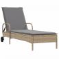 Preview: Sonnenliege mit Rollen und Auflage Beige Poly Rattan