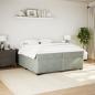 Preview: Boxspringbett mit Matratze Hellgrau 200x200 cm Samt