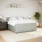 Preview: Boxspringbett mit Matratze Hellgrau 200x200 cm Samt