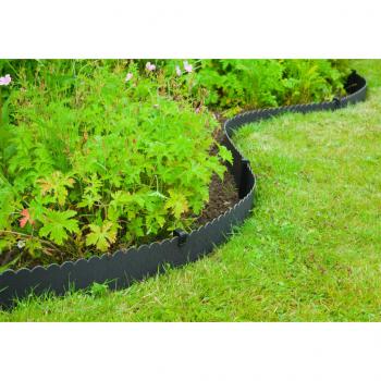 Nature Dekorative Rasenkante 0,13x12 m 3 mm Schwarz