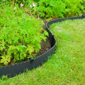 Nature Dekorative Rasenkante 0,13x12 m 3 mm Schwarz