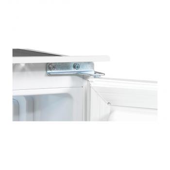 Exquisit EKS131-4-E-040E Einbaukühlschrank, Nischenhöhe 88 cm, 54 cm breit, 118L, Schlepptürmontage, große Gemüseschublade, LED Beleuchtung, Eierablagen