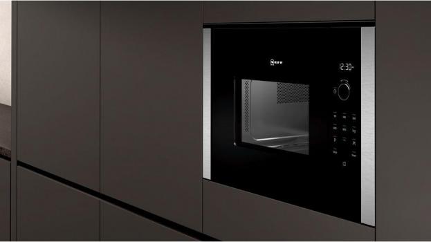 Neff HLAWD23N0 N50 Einbau-Mikrowelle, 800 W, 60cm breit, EasyClock, FullTouch Control, schwarz