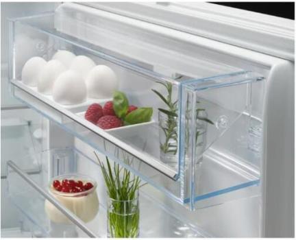 AEG TSF5O121DF Einbaukühlschrank, mit Gefrierfach, Nischenhöhe 122,5 cm, 181 L, Festtürtechnik, FlexiShelf-Glas-Ablage, weiß