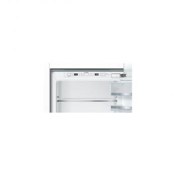 Bosch KIS86AFE0 Serie 6 Einbau Kühl-Gefrierkombination, Nischenhöhe: 177,5cm, 266L, Festtürtechnik, LowFrost, VarioShelf