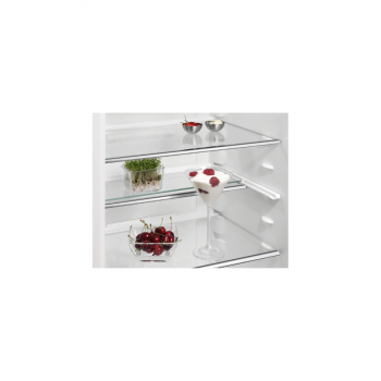 AEG SFS688FCAF Einbaukühlschrank, Nischenhöhe: 88cm, 118L, Festtürtechnik, Optispace, Frostmatic, LED-Display