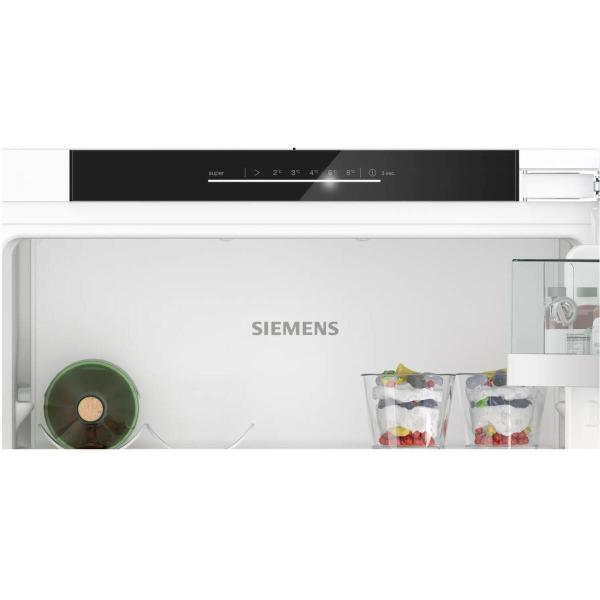 Siemens KI21RADD1 iQ500 Einbaukühlschrank, Nischenhöhe: 88 cm, 136 L, Flachscharnier-Technik, hyperFresh , Home Connect, LED-Beleuchtung, Softeinzug, weiß