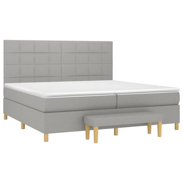 Boxspringbett mit Matratze Hellgrau 200x200 cm Stoff