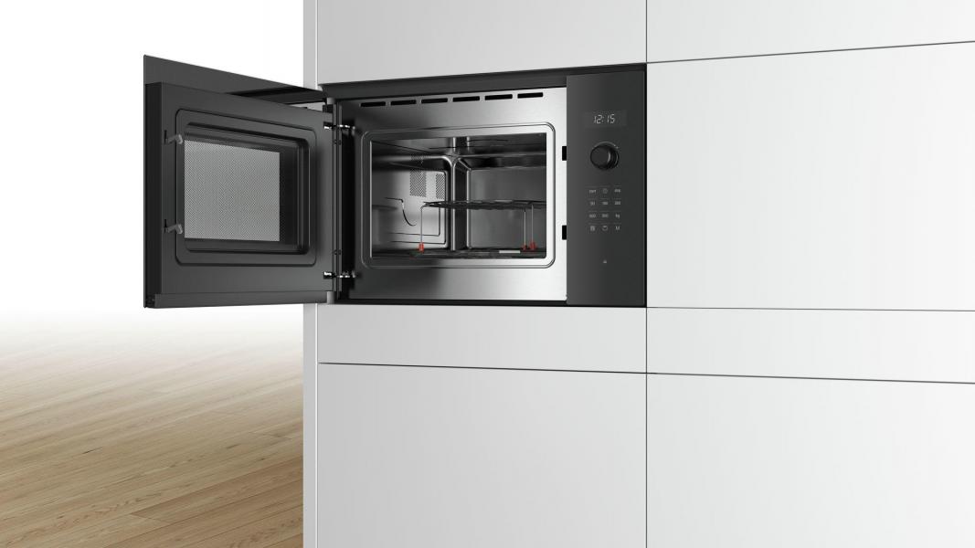 Bosch BEL554MB0 Serie 6 Einbau-Mikrowelle, 900 W, 25l, AutoPilot 8, Grill-Funktion, schwarz