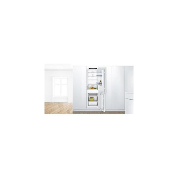 Bosch KIV86VSE0 Serie 4 Einbau Kühl-Gefrierkombination, Nischenhöhe: 177,5cm, 267l, Schlepptürtechnik, LowFrost, LED-Beleuchtung